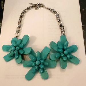 Turquoise stone flower necklace